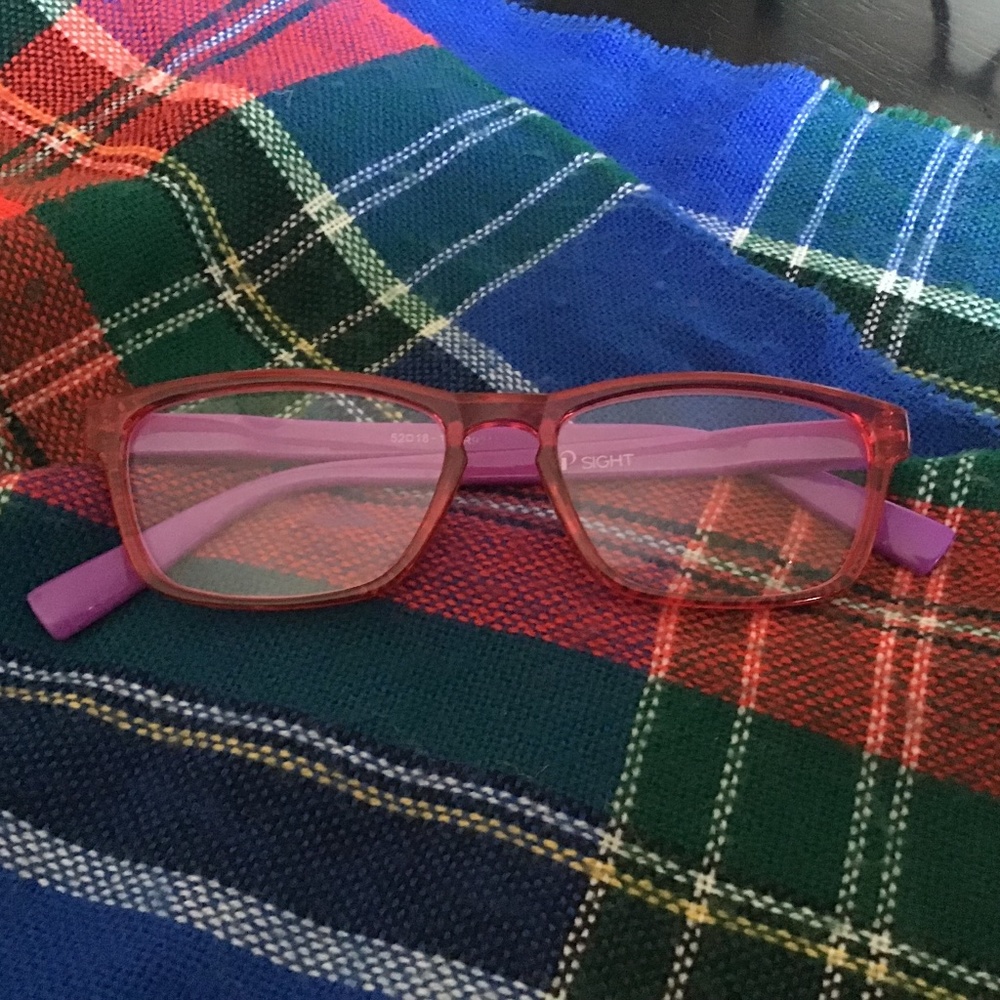 GONZO!! FUN.   Funky colorful readers LRI sight 1.25 strength. Great condition